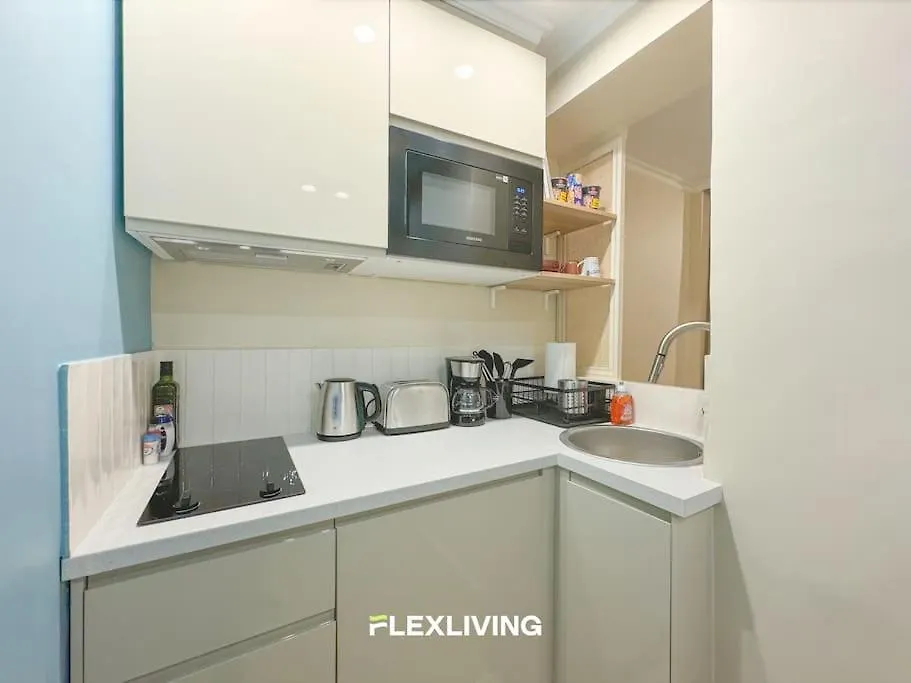 Luxury In Center *